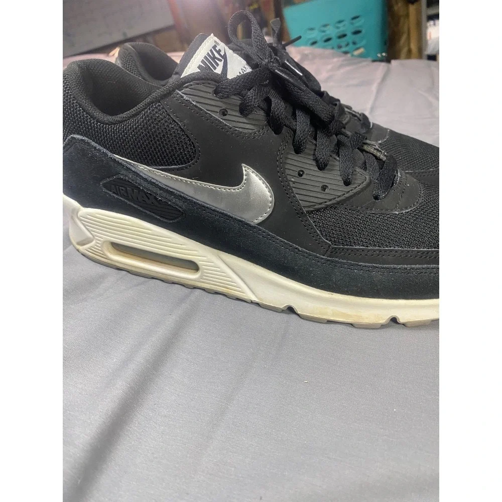 Nike Air Max 90 Essential Black Silver White Sneakers Men's Size 13 537384-044